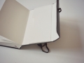 Biblie de piele neagra3